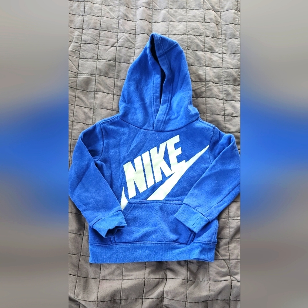 Kids Blue Nike Hoodie. 2t